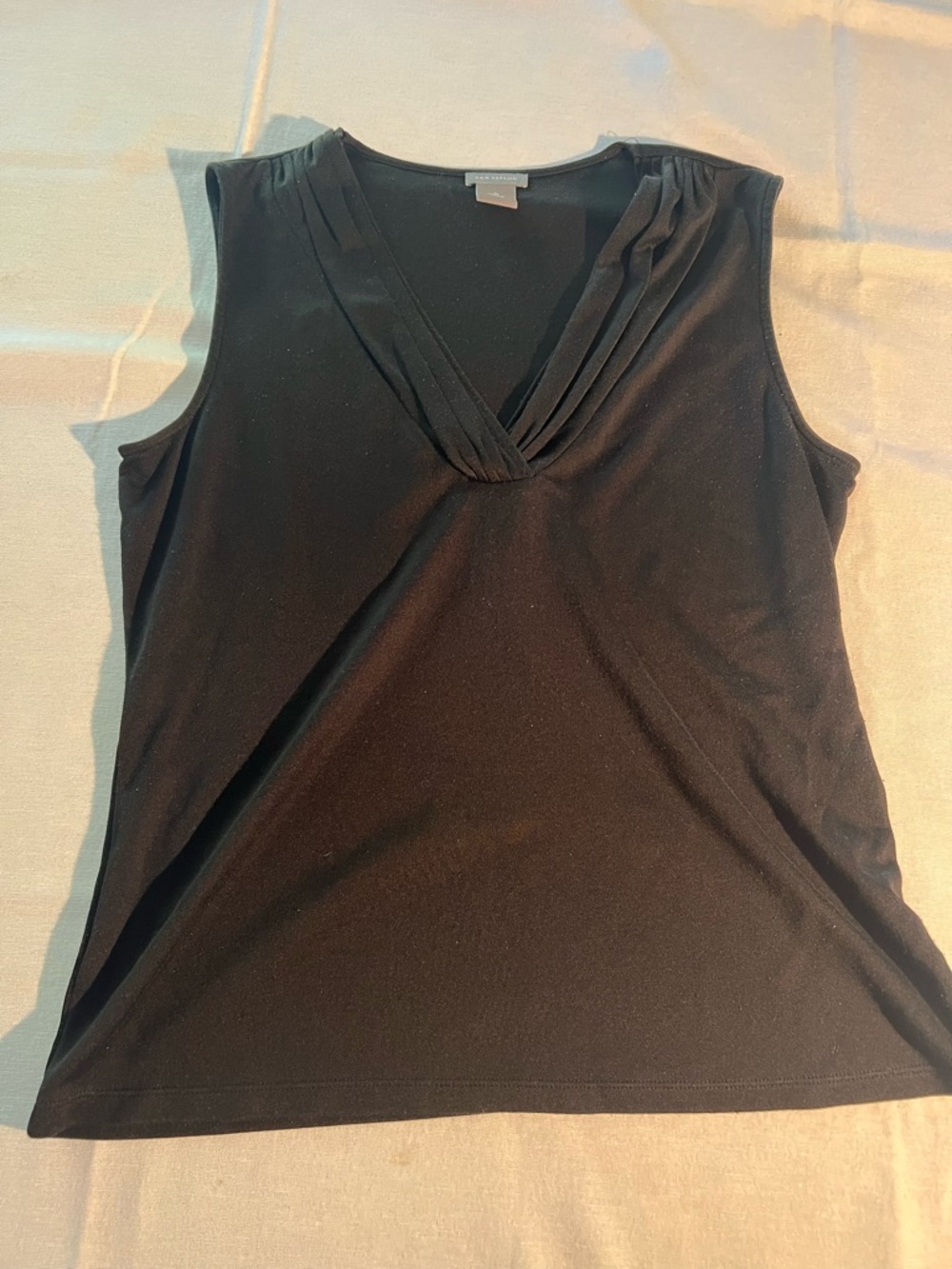 Ann Taylor Classic Black Sleeveless V-Neck Shell